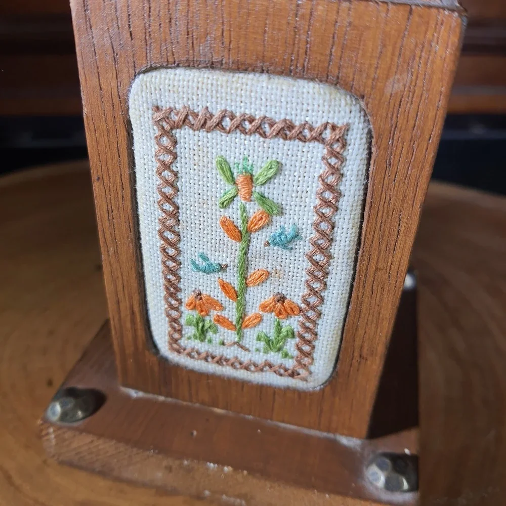 Vintage 70s Handmade Wooden & Needlework Flower Pencil Haolder Desktop Decor